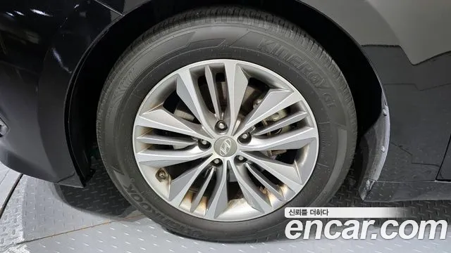 Hyundai Grandeur 2016 thumb 10