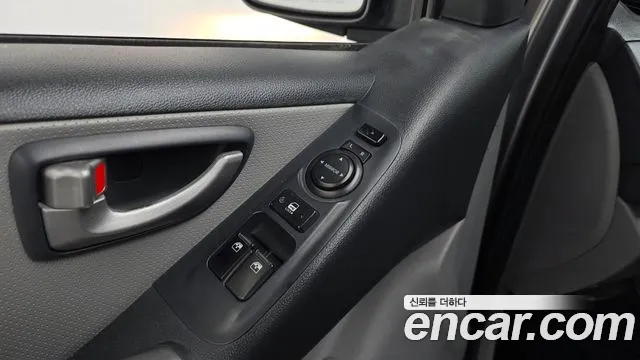 Hyundai Staria 2014 thumb 11