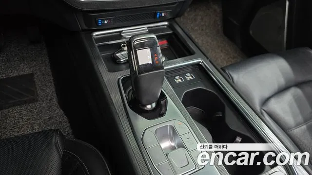 KGM Rexton 2021 thumb 3