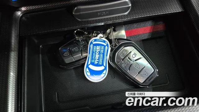 KGM Rexton 2021 thumb 8
