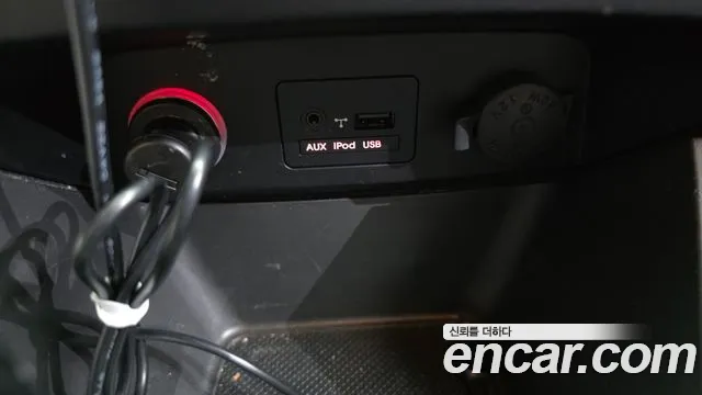 Kia Sorento 2011 thumb 3