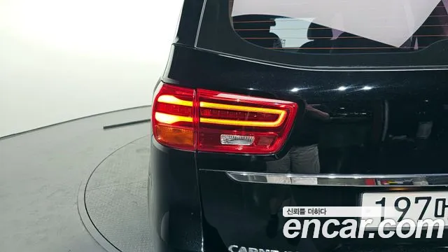 Kia Carnival 2019 thumb 9