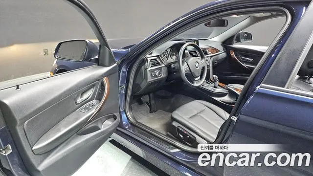 BMW 3 серии 2015 thumb 9