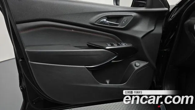 Chevrolet Tracker 2025 thumb 11