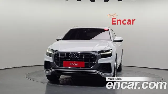 Audi Q8 2020 thumb 8