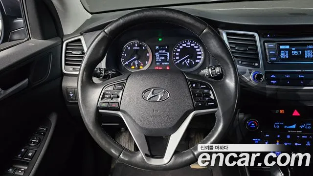 Hyundai Tucson 2017 thumb 10