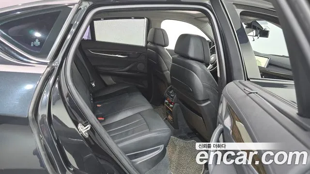 BMW X6 2015 thumb 9