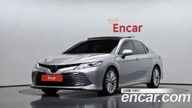 Toyota Camry 2018 thumb 11