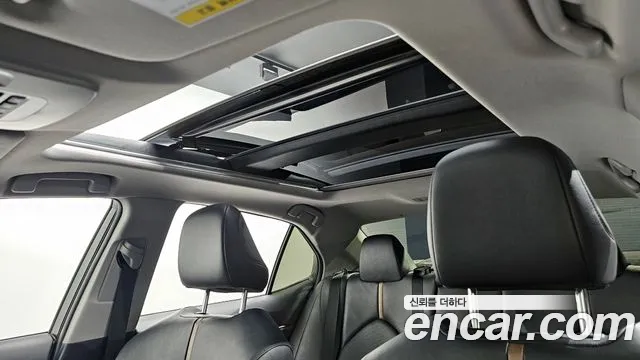 Toyota Camry 2018 thumb 10