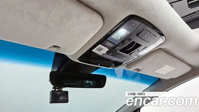 Hyundai Staria 2021 thumb 2