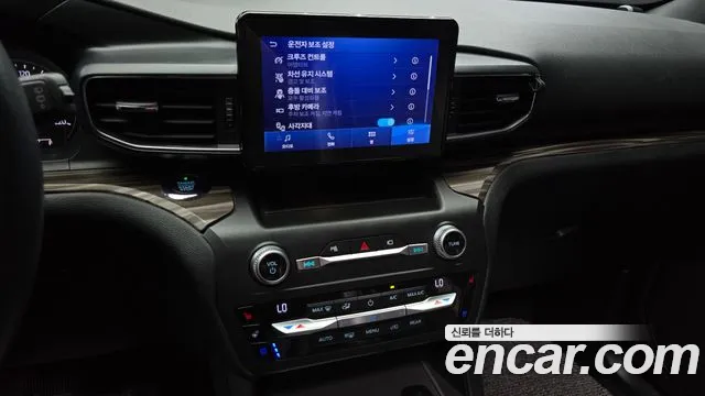 Ford Explorer 2019 thumb 8