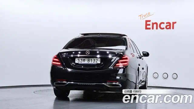 Mercedes-Benz S-Class 2018 thumb 11