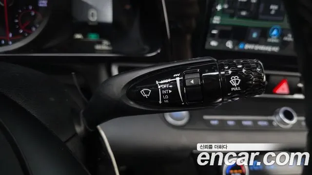 Hyundai Elantra 2021 thumb 10