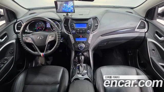 Hyundai Санта Фе 2013 thumb 7