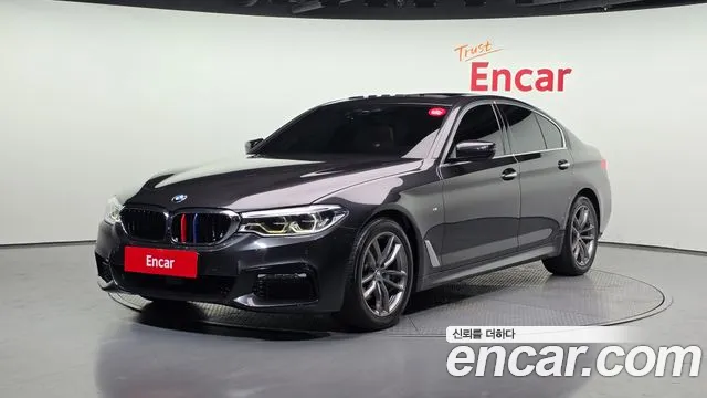 BMW 5 серии 2018 thumb 12