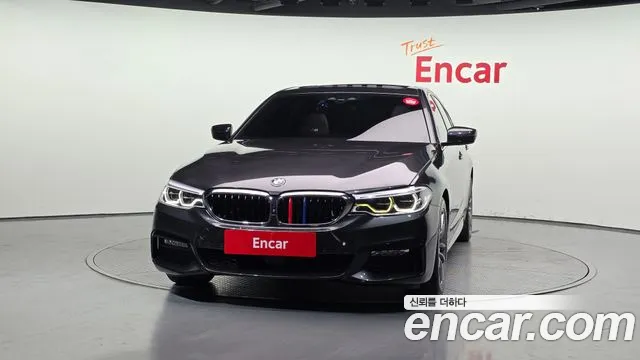 BMW 5 серии 2018 thumb 9
