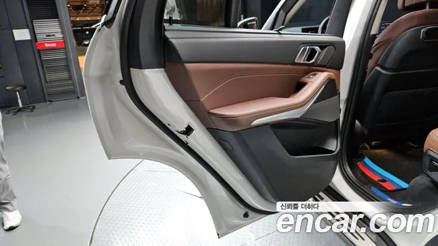 BMW X5 2023 thumb 6
