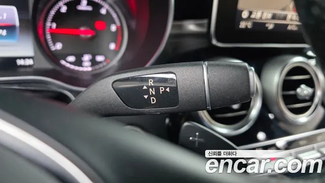 Mercedes-Benz GLC 2018 thumb 3