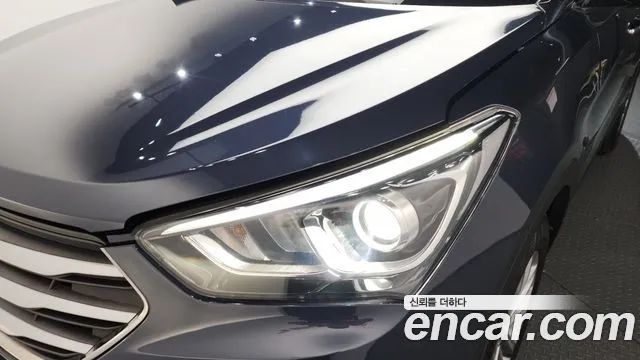Hyundai Santafe 2017 thumb 6