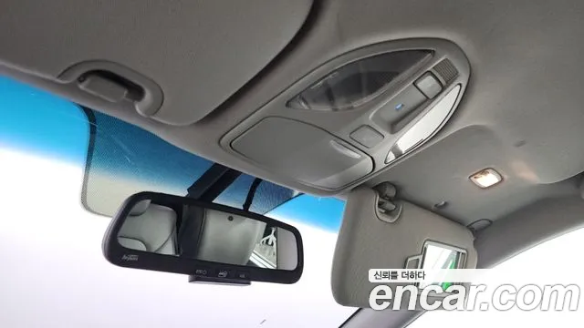Hyundai Santafe 2017 thumb 5