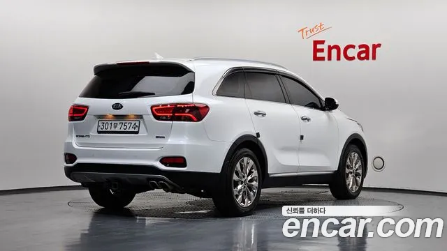 Kia Sorento 2018 thumb 6
