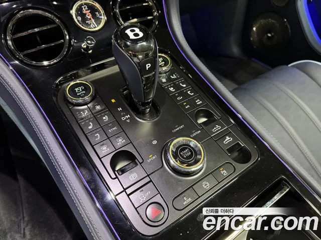 Bentley Continental 2025 thumb 4