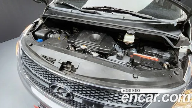 Hyundai Staria 2014 thumb 2