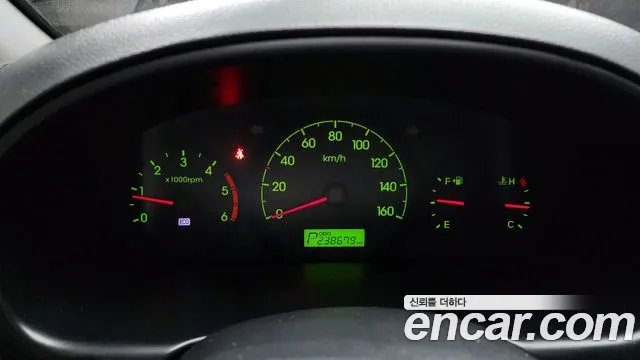 Hyundai Staria 2014 thumb 7