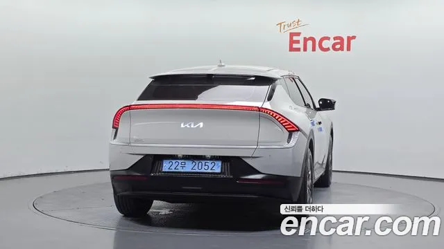 Kia EV6 2021 thumb 3