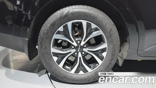 Kia Carnival 2023 thumb 12