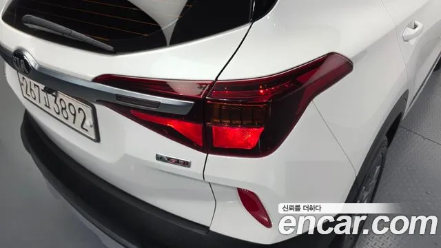 Kia Seltos 2019 thumb 2