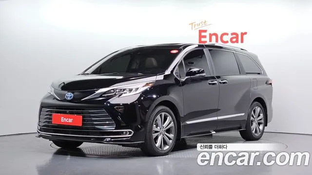 Toyota Sienna 2024 thumb 9