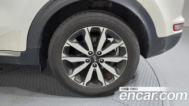Kia Sportage 2016 thumb 9