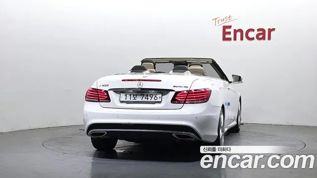 Mercedes-Benz E-Class 2015 thumb 4