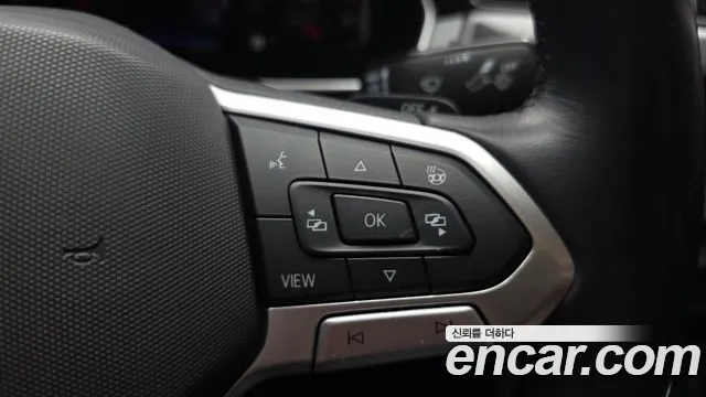 Volkswagen Passat GT 2021 thumb 4