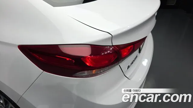 Hyundai Avante 2017 thumb 12