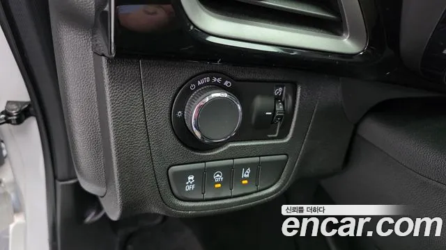 Chevrolet Spark 2021 thumb 9