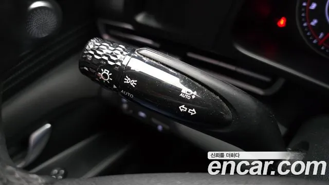 Hyundai Elantra 2022 thumb 7