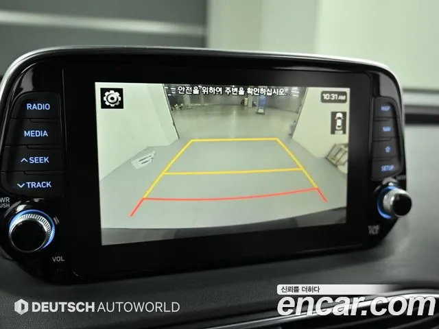 Hyundai Santa Fe 2018 thumb 3
