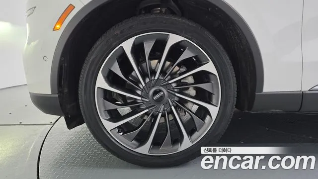 Lincoln Aviator 2022 thumb 10
