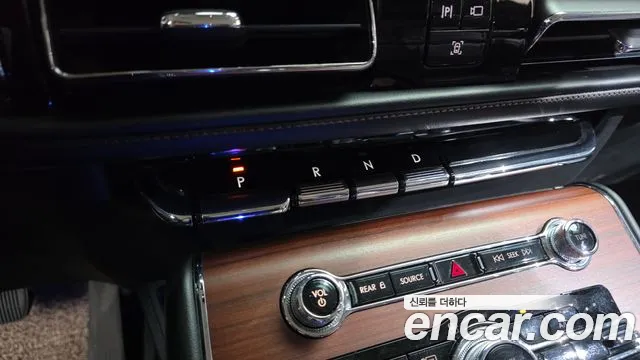 Lincoln Aviator 2022 thumb 4