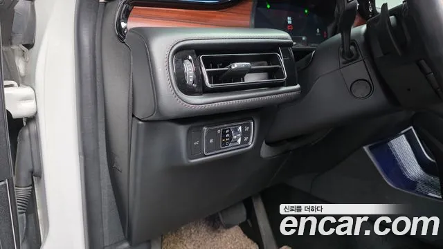 Lincoln Aviator 2022 thumb 9