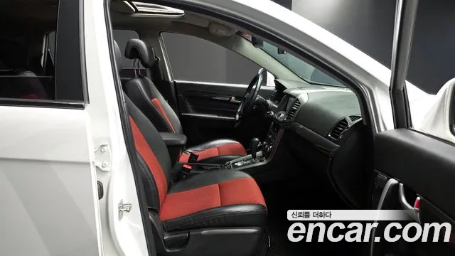 Chevrolet Captiva 2013 thumb 3