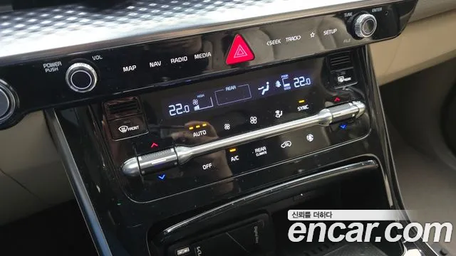 Kia Carnival 2022 thumb 6