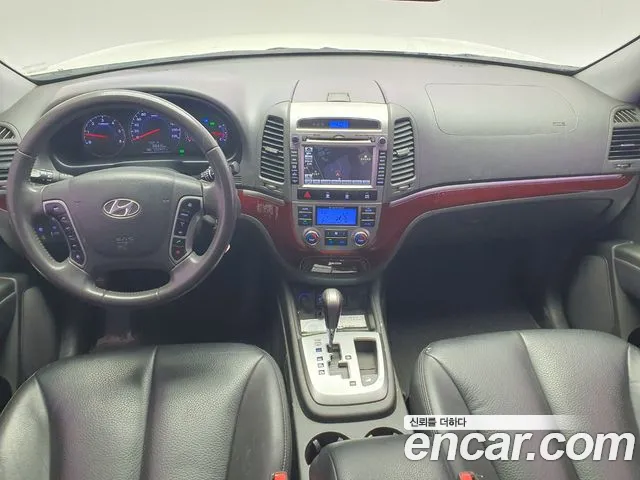 Hyundai Санта Фе 2011 thumb 12