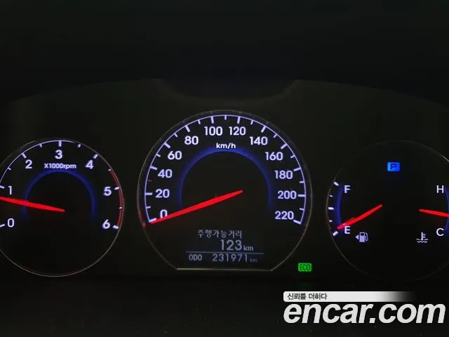 Hyundai Санта Фе 2011 thumb 2