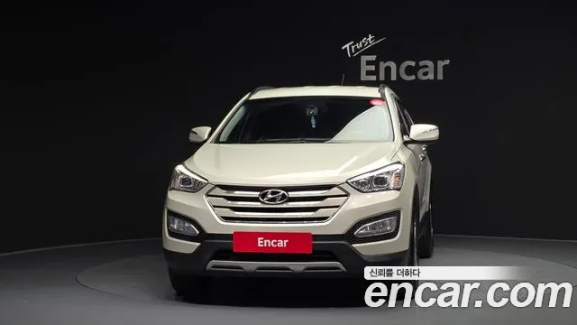 Hyundai Санта Фе 2013 thumb 6