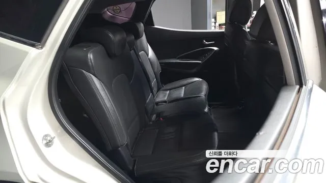 Hyundai Санта Фе 2013 thumb 12