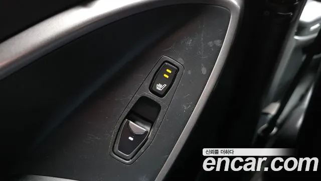 Hyundai Санта Фе 2013 thumb 3