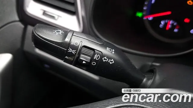 Hyundai Санта Фе 2013 thumb 7